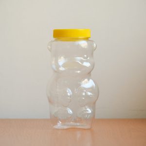 Plastový macík na 1kg medu